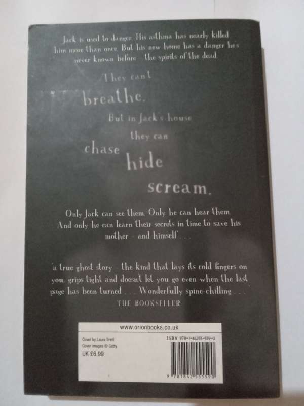 Breathe - A Ghost Story - by CLIFF McNISH  -2006