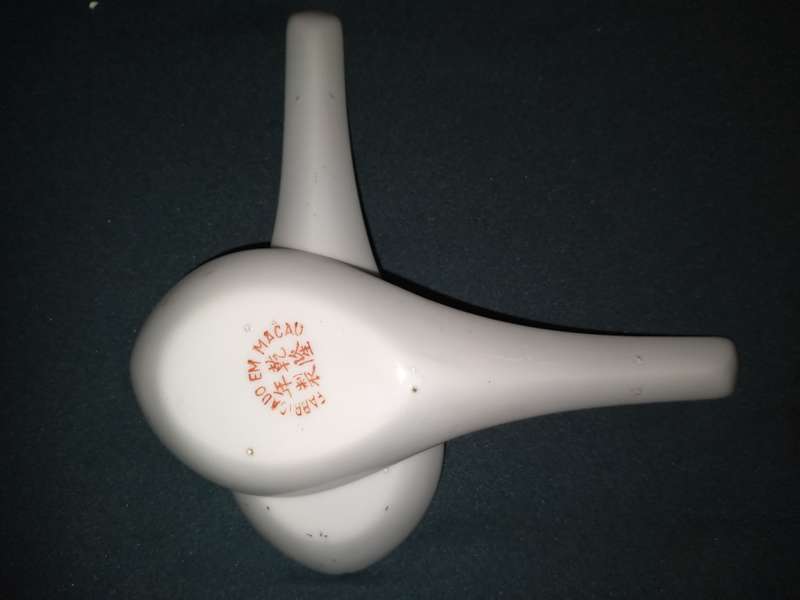 Vintage Porcelain Chinese Soup Spoon with hand printed Rooster , Made in Fabricado em Macau