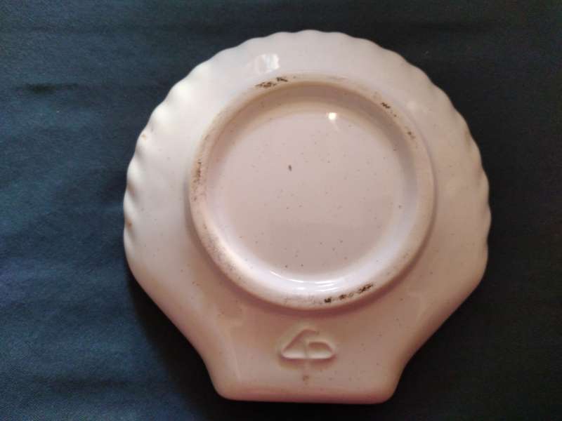Ceramic Shell Jewelry Dish/ Trinket Dish