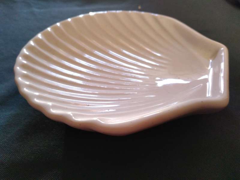 Ceramic Shell Jewelry Dish/ Trinket Dish