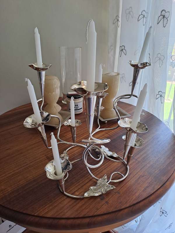 Epergene Centre Piece 9 Fluted Silver Plated
