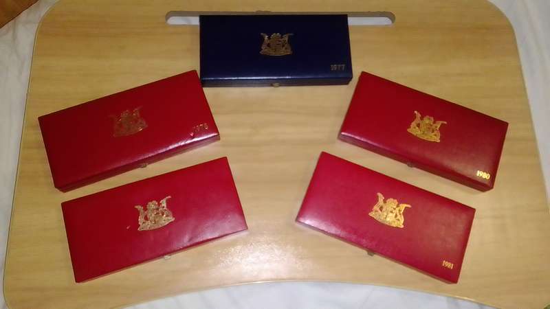 5x Partial Proof set 1977-1982