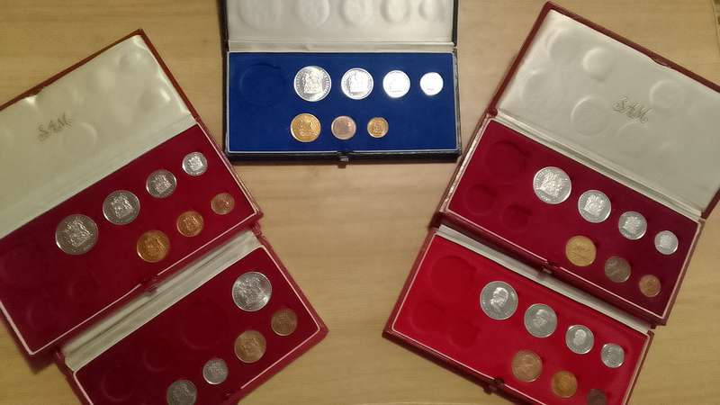 5x Partial Proof sets 1977-1985