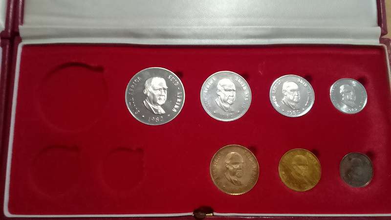 5x Partial Proof sets 1977-1985