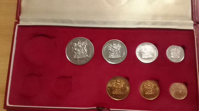 5x Partial Proof sets 1977-1985