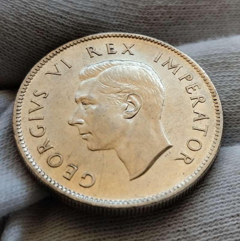 1942 2 Shilling #C0054