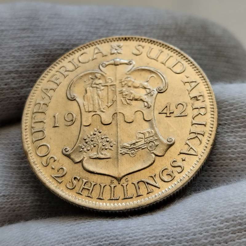 1942 2 Shilling #C0054