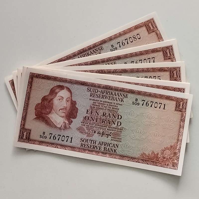 10x Uncirculated One Rands in Sequence TW de Jongh 1975 Third Issue #N0024