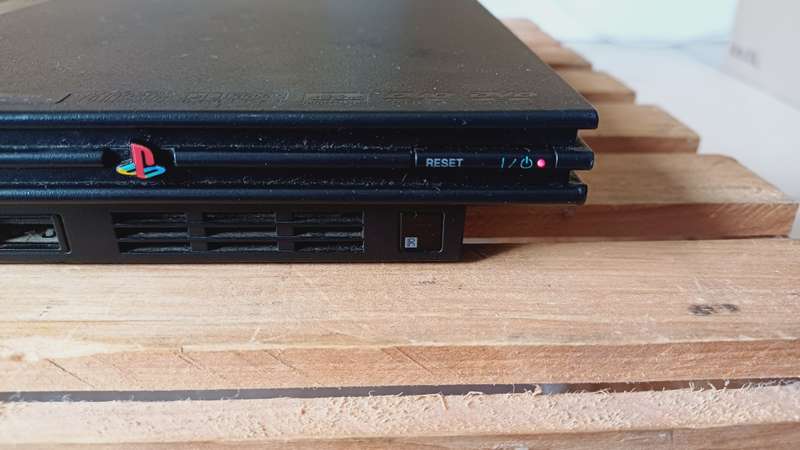Ps2 Slim + Controller up for bid [Read description]