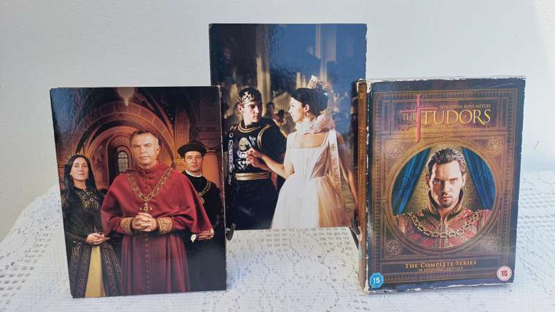 The Tudors: The Complete Series