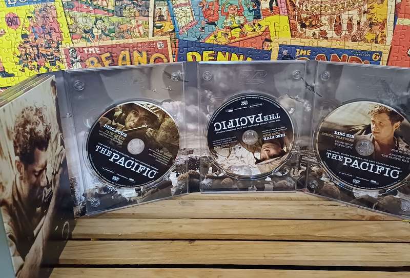 The Pacific DVD War Collectors Edition Steelbook Boxset