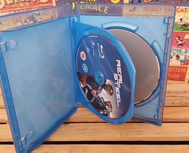 Real Steel (Blu ray + DVD)