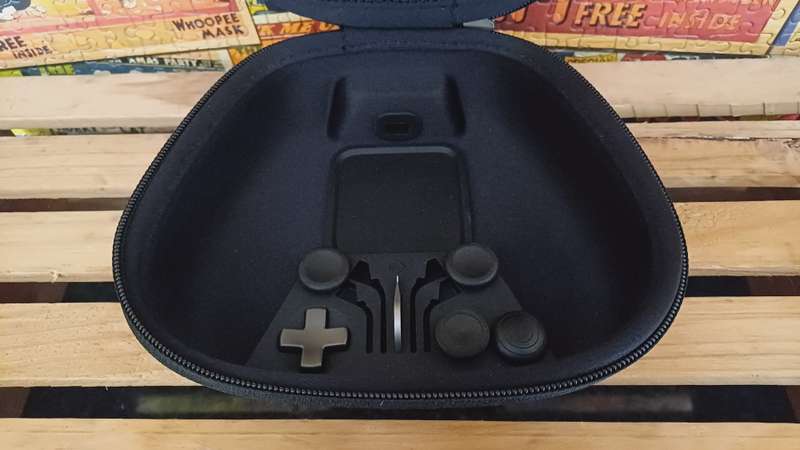 Xbox Elite Series 2 Controller Case & Box *controller is not included*