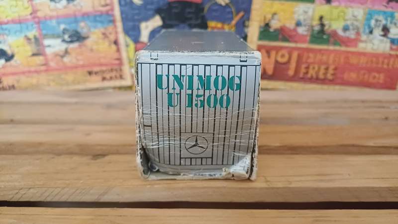 Cursor Model 974 Mercedes Benz Unimog U1500 Militaria
