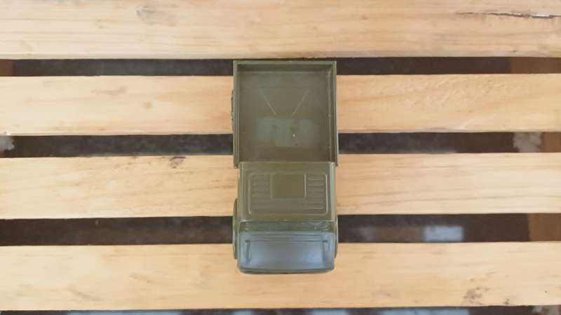 Cursor Model 974 Mercedes Benz Unimog U1500 Militaria
