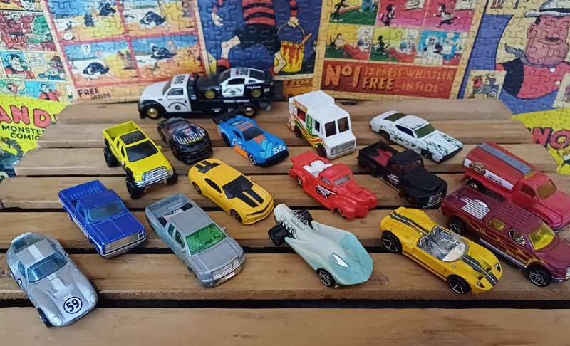 Bundle of Die Cast Cars