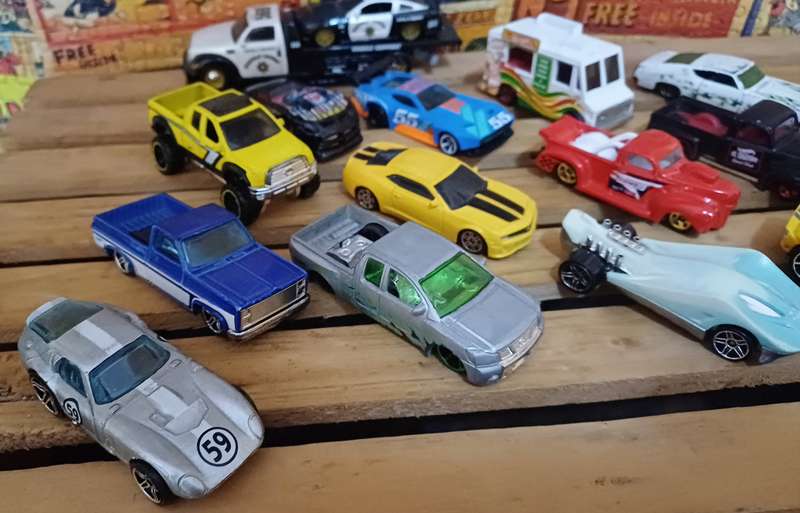 Bundle of Die Cast Cars
