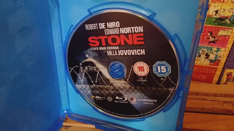 Stone (Blu ray)