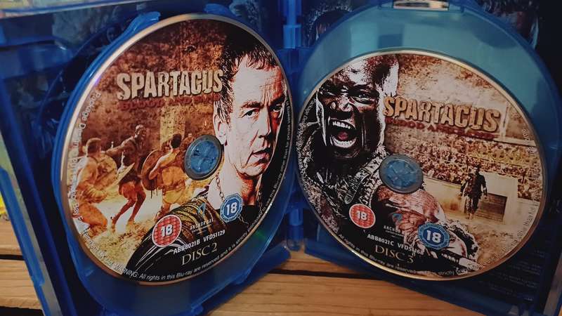 Spartacus Blood and Sand - The Complete First Season (Blu ray)