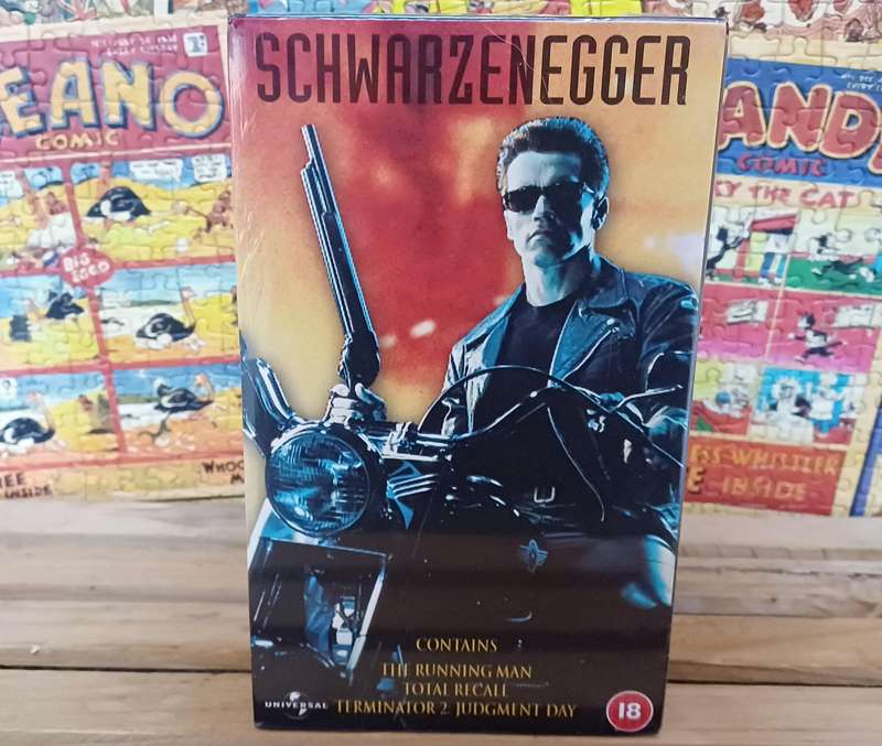 Arnold Schwarzenegger - 3 Video Box Set (VHS)