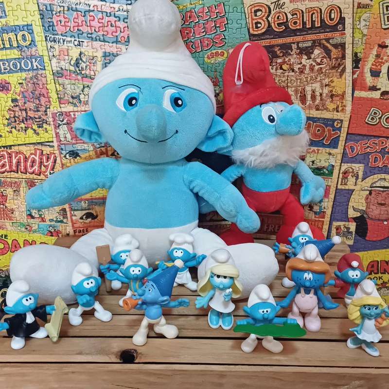 Bundle of Smurfs