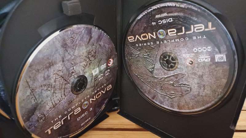 Terra Nova - The Complete Series