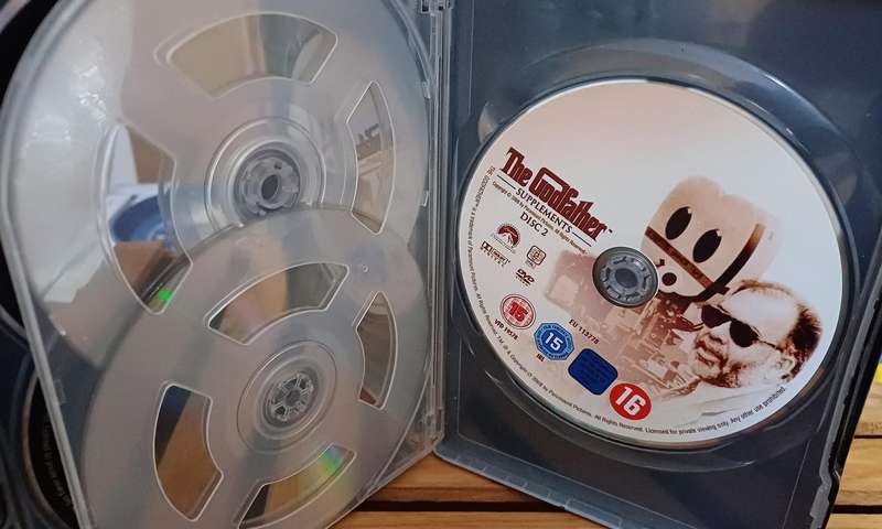 The Godfather: The Coppola Restoration - Steel Case (DVD)