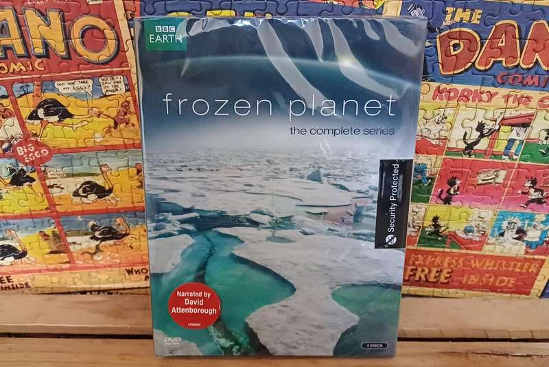 David Attenborough DVD Collection & Frozen Planet The Complete Series