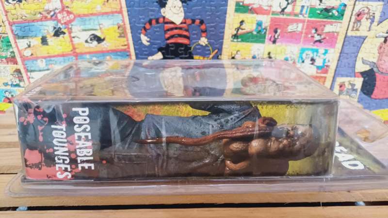 NECA Left 4 Dead Smoker Action Figure