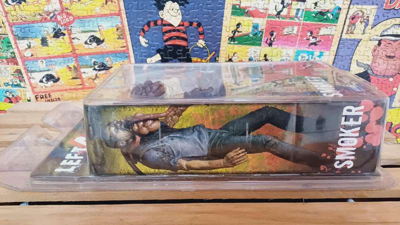 NECA Left 4 Dead Smoker Action Figure