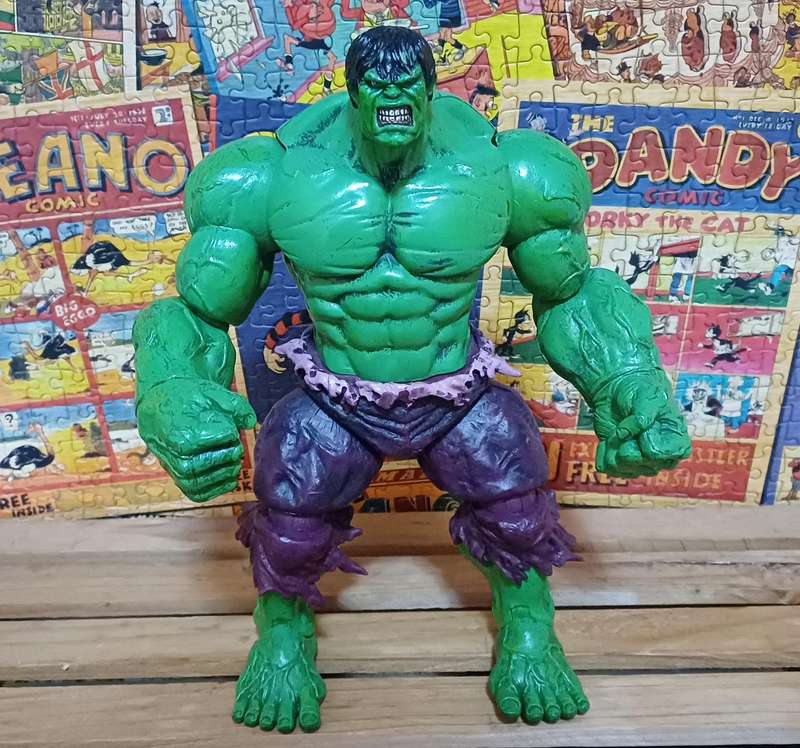 Marvel Diamond Comic Select The Incredible Hulk