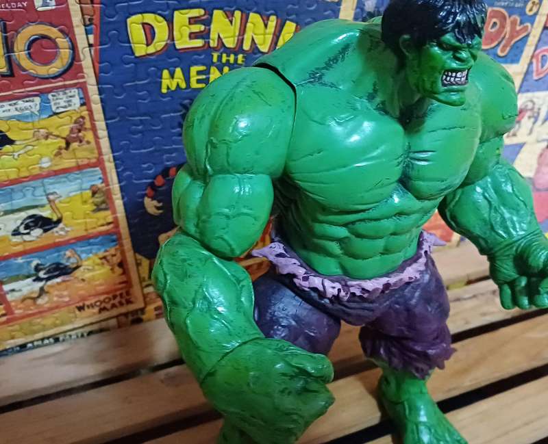Marvel Diamond Comic Select The Incredible Hulk