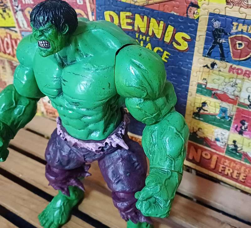 Marvel Diamond Comic Select The Incredible Hulk