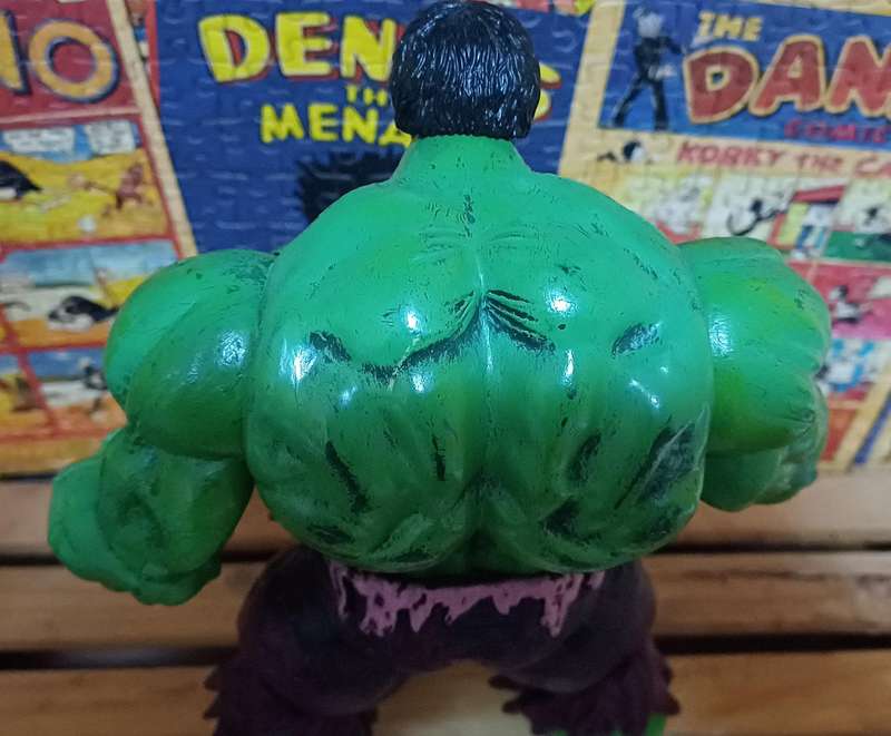 Marvel Diamond Comic Select The Incredible Hulk