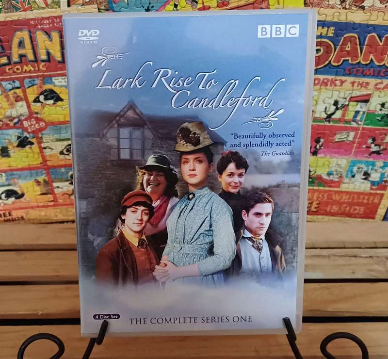 Lark Rise To Candleford - The Complete Series One