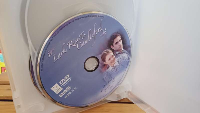 Lark Rise To Candleford - The Complete Series One