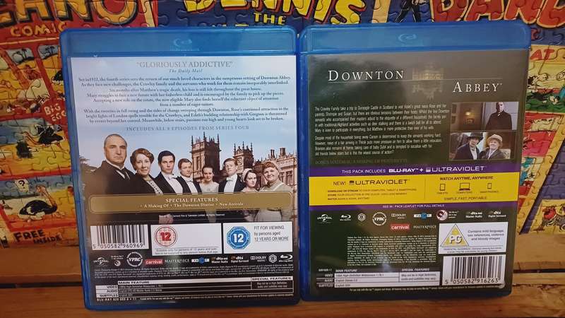 Downton Abbey - Seasons 1 - 4 + 2 Extras (Blu ray)