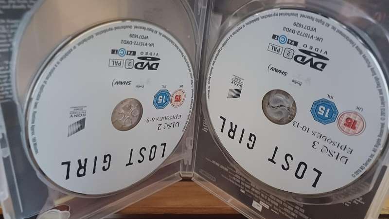 Lost Girl - The Complete First Season