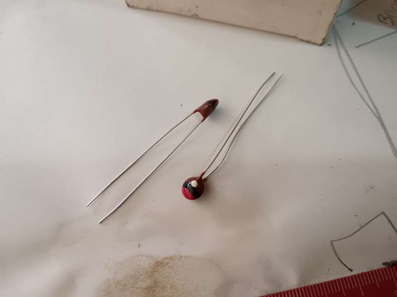 Voltage Dependent Resistor (VDR) E295ZZ/02 Pack of 250 (NOS)