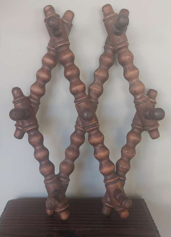 Vintage Accordion Expandable Wooden Rack