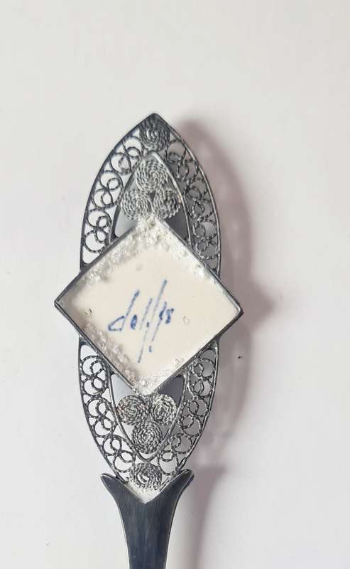 Delft spoon and Dutch thimble