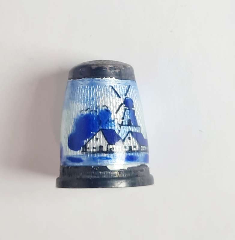 Delft spoon and Dutch thimble