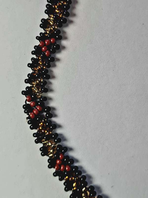 Bead necklace