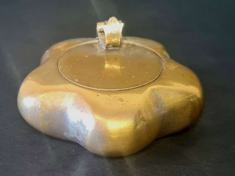 Ashtray. Brass. Ornamental.