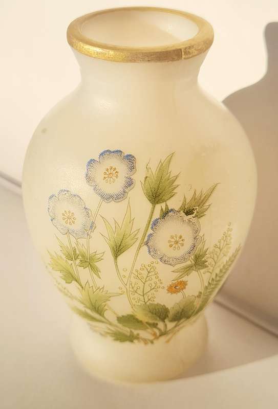 Miniature vase