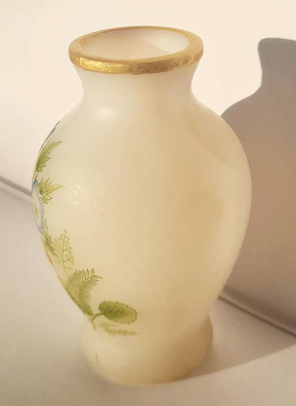 Miniature vase