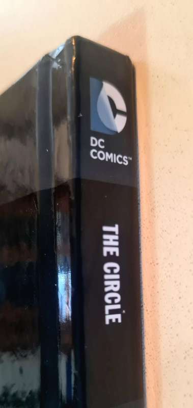 WONDER WOMAN - THE CIRCLE