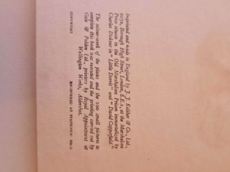 King George V cigarette book