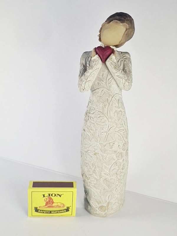 Willow Tree figure
