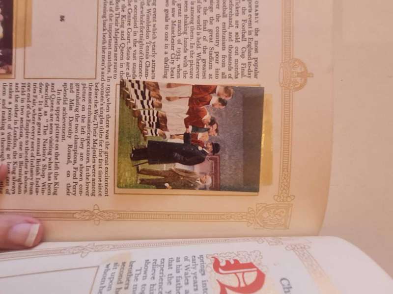 King George V cigarette book